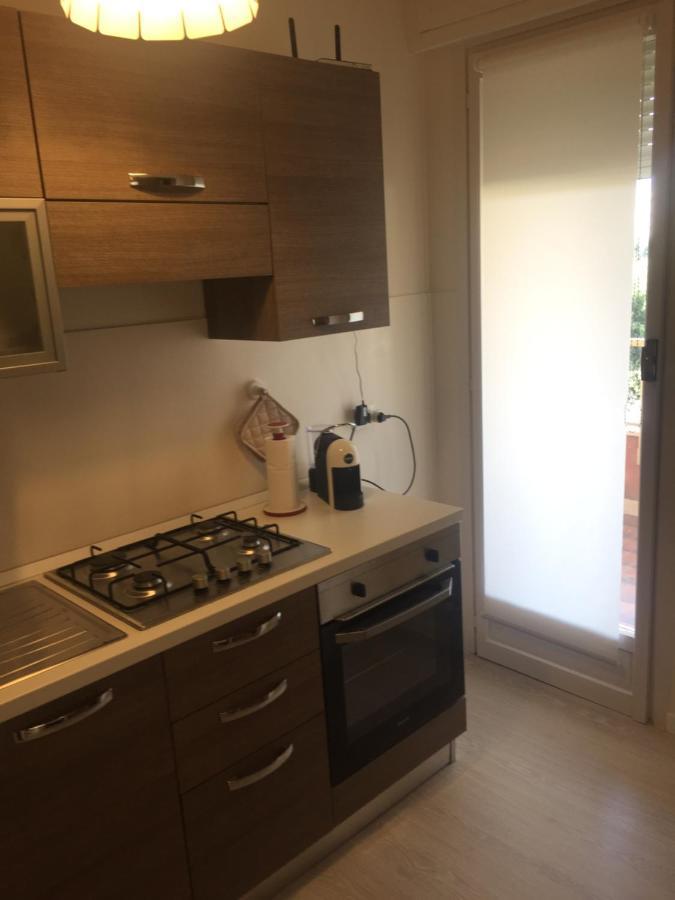 A Due Passi Dal Mare Apartment Vallecrosia Exterior foto