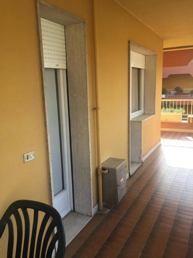 A Due Passi Dal Mare Apartment Vallecrosia Exterior foto