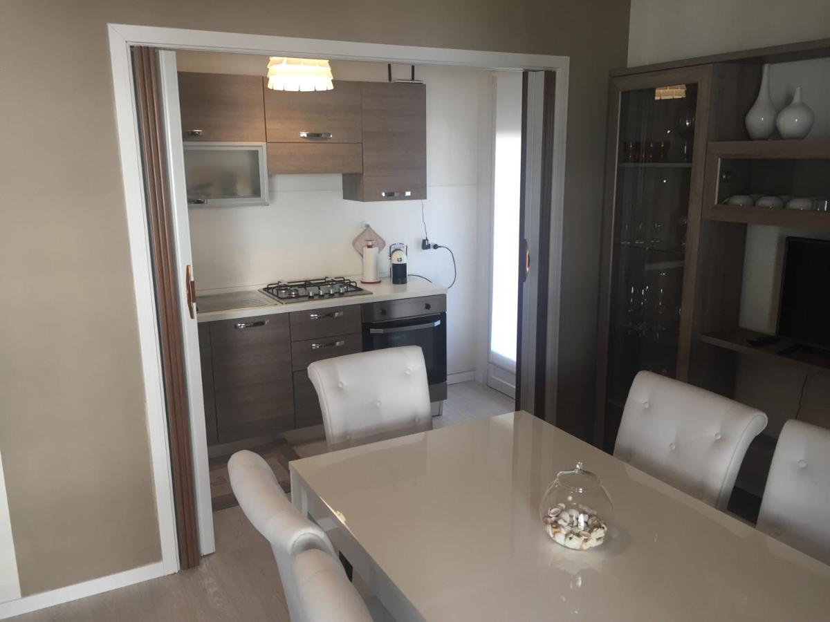 A Due Passi Dal Mare Apartment Vallecrosia Exterior foto