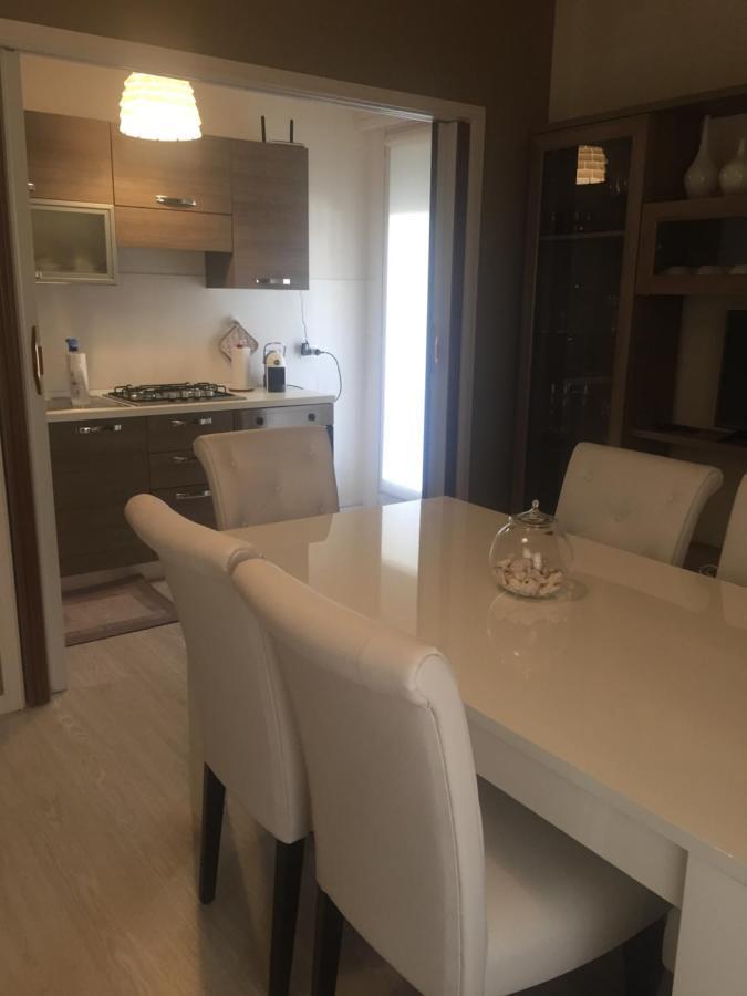 A Due Passi Dal Mare Apartment Vallecrosia Exterior foto